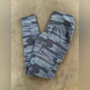 Alphalete surface power leggings